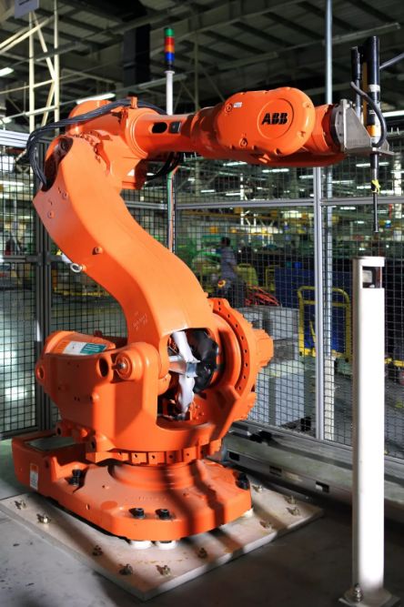 福田康明斯榮獲2020全球先進(jìn)制造業(yè)“燈塔工廠”供應(yīng)鏈典范稱號 創(chuàng)新驅(qū)動，塑造行業(yè)標(biāo)桿